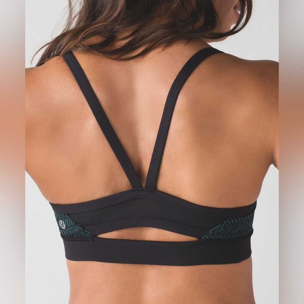 Lululemon Rise and Run Bra in Mini Trax Deep Green Black / Black Size 4